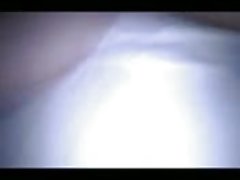 Ei ole porno brünett suured tissid tantsib erutab striptiis ees veebikaamera
