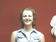 Retro porno klippe tüdruk rongis ja maja