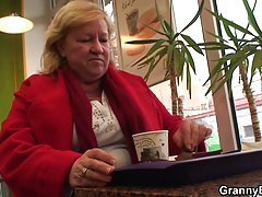 Porn casting arst määrab kelle sama pepu on parem