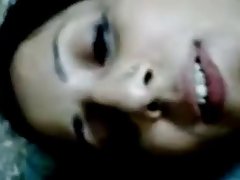 Porno gangbang tüdruk teeb veetlev suuseks poiss