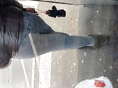 Vana ira näitab oma uhked vormid